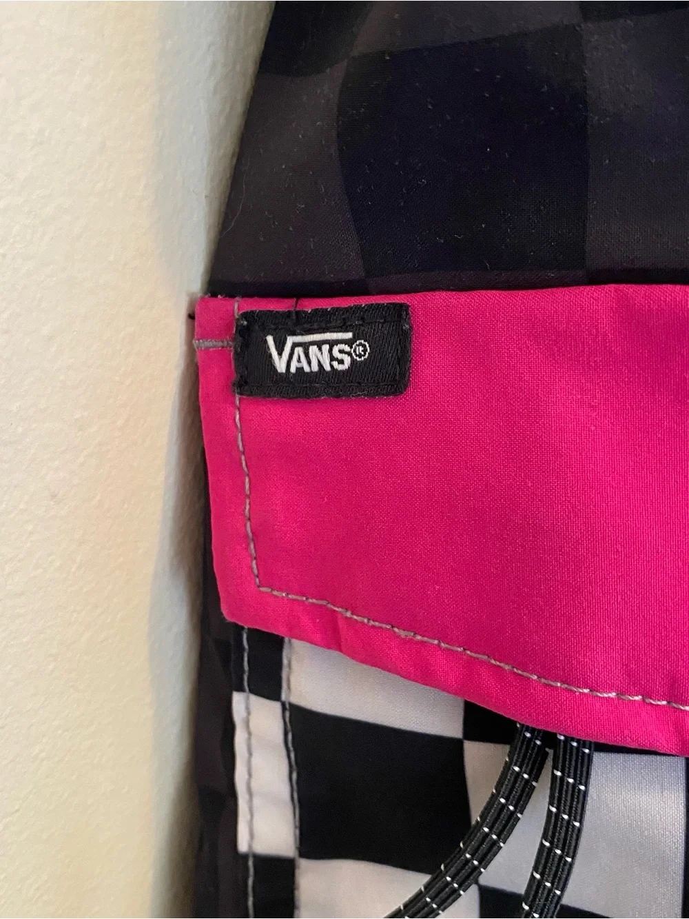 Vans T&C Surf Designs Hawaii Pink Board Shorts Mens 36 Black Check Drawstring - Picture 3 of 12